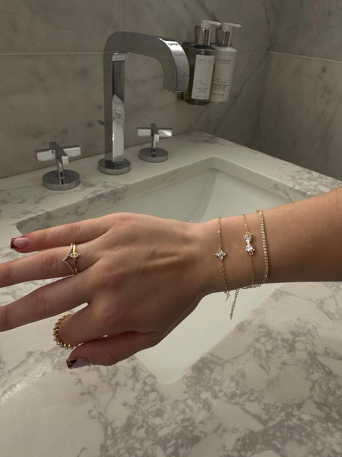 Gold Clover Bracelet